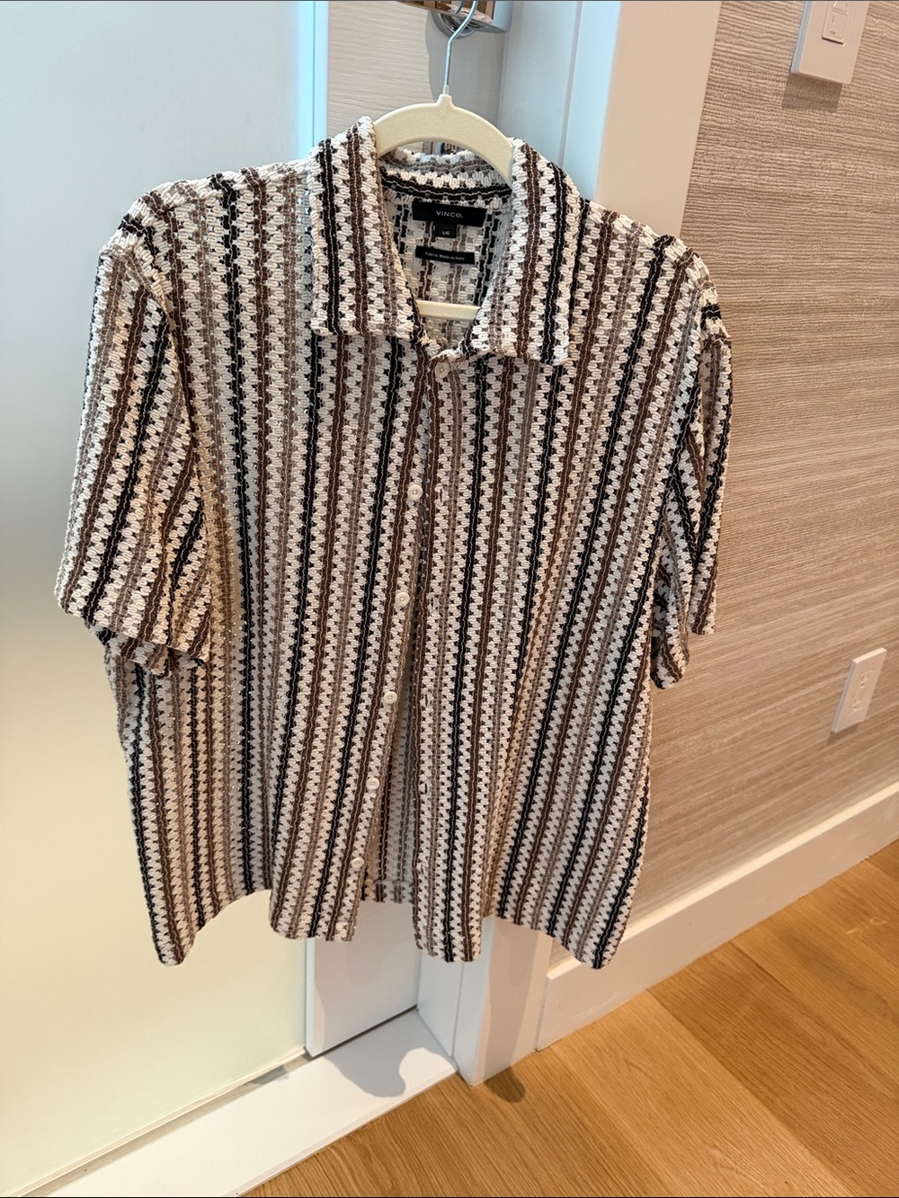 Men's Vince Short-Sleeve Button-Up Shirt in Cream, Brown & Black